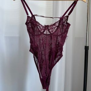 Lace bodysuit